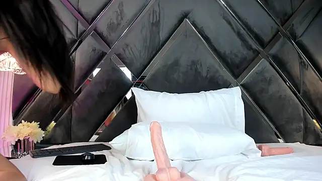 MaluDiaz live sex cam