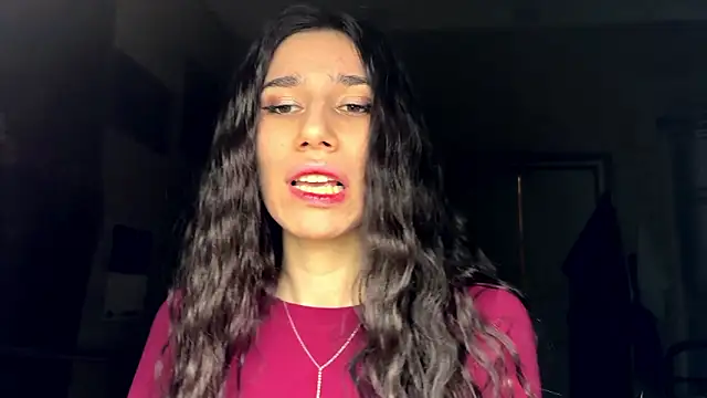 Yesmymia's cam snapshot