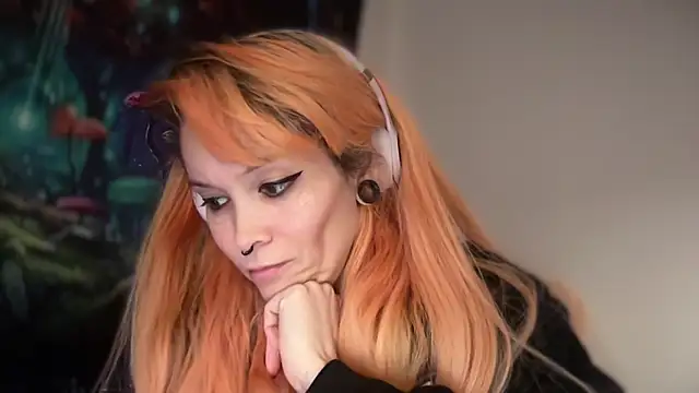 FRRANNKIE live sex cam