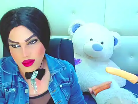 NharaBigCock live sex cam