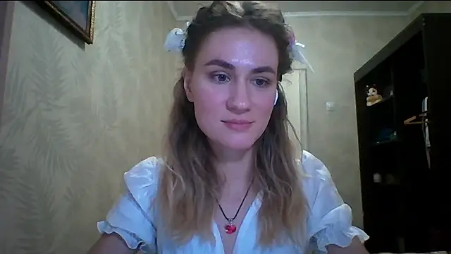 DeanneGilcher's cam snapshot