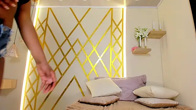 maryevans_'s cam snapshot