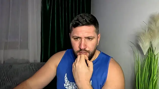 Gold_Alpha_Boy's cam snapshot