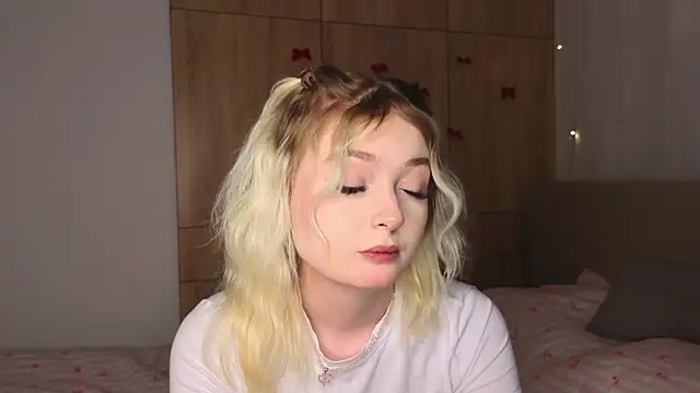 minigirl's cam snapshot