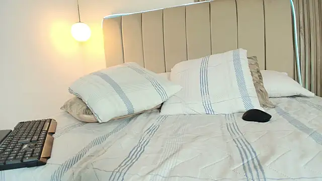 EvaaSinclair's cam snapshot