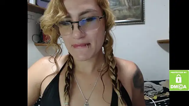 alice_trinity live sex cam