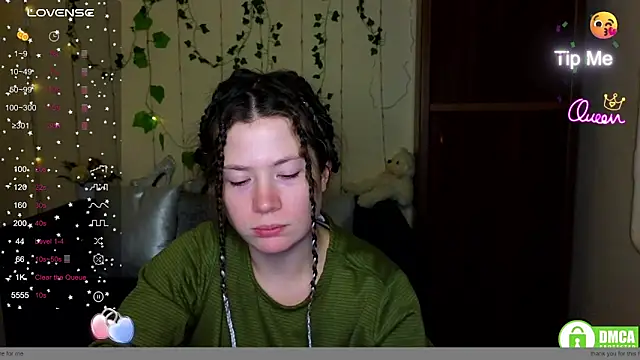 Alicia_redfollow live sex cam