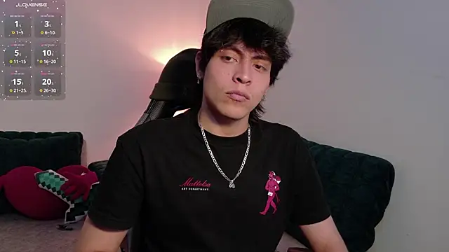 _-Lucky-_ live sex cam