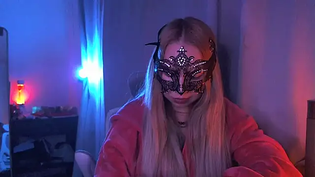 Soviraia's cam snapshot