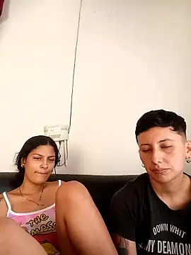 Mei_and_Gaby live sex cam