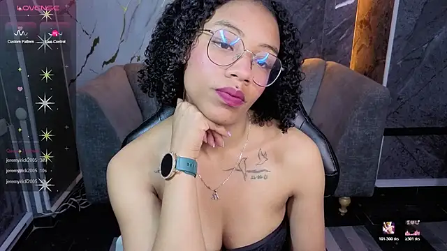 Violeth_b's cam snapshot