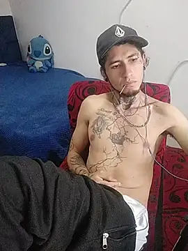 Tattoboy19cm live sex cam