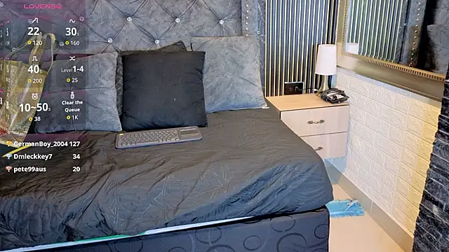 charlotte__G's cam snapshot