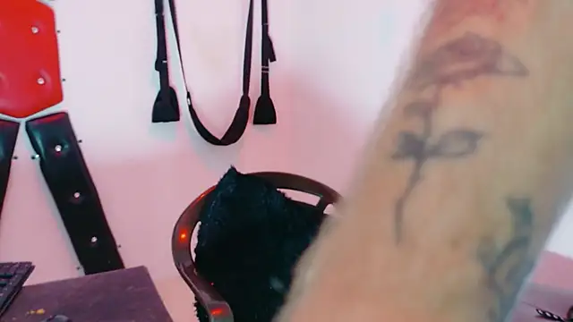 AliceandMax live sex cam