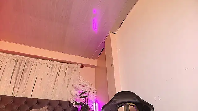 Annie_Lii_'s cam snapshot