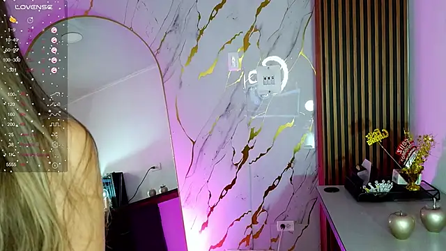 amy_ker_m's cam snapshot