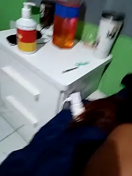 AliceRuivinha2's cam snapshot