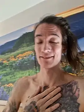 MaitressePomme3 live sex cam