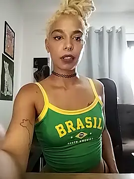 Helenoir live sex cam