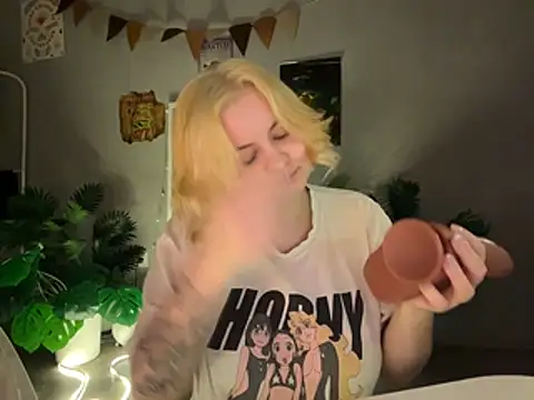 MoonIvy_ live sex cam