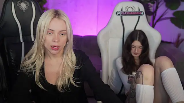 Britney054 live sex cam