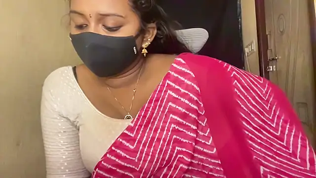 Tanuja-Sexy's cam snapshot