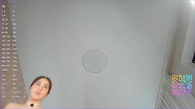 _smile_in_glow_'s cam snapshot