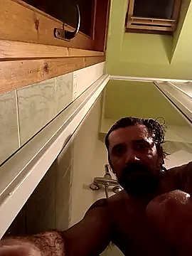 eu377@xh's cam snapshot