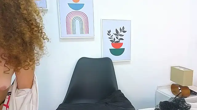 Vickymiller_'s cam snapshot