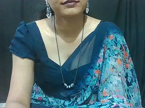 Thilothama_Vaishu's cam snapshot