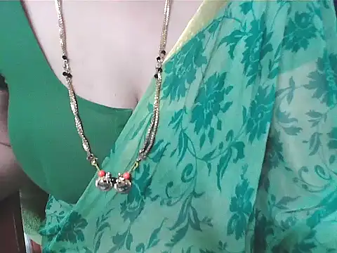 sunitha-3's cam snapshot