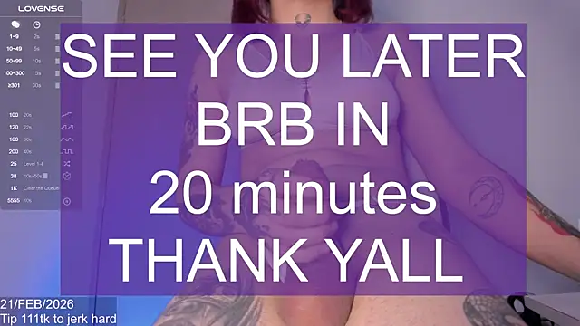 AliceUmbrella live sex cam