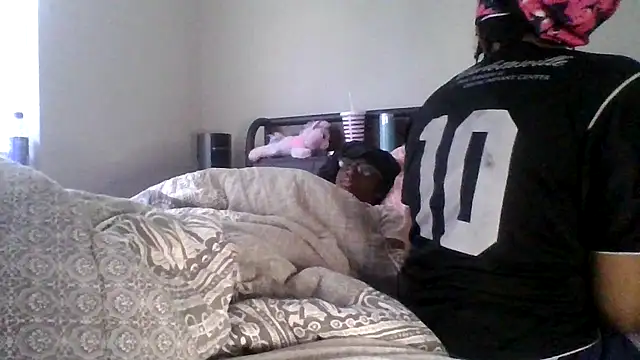 dezzidavill live sex cam