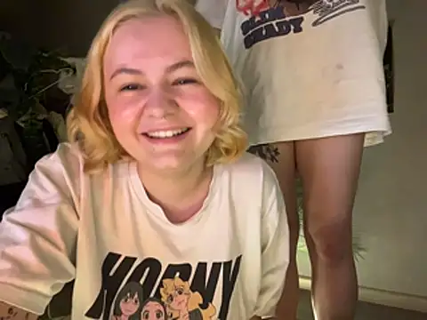 MoonIvy_ live sex cam