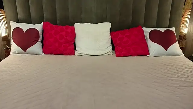 Daphne_Moss live sex cam