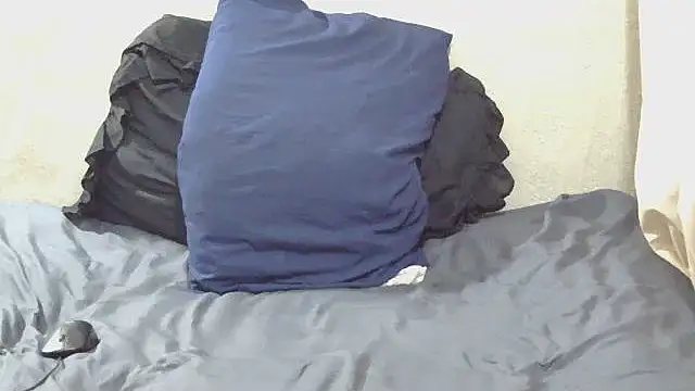 YumPeaches's cam snapshot