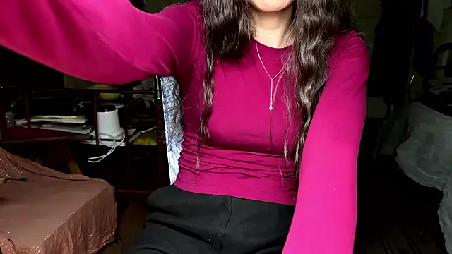 Yesmymia's cam snapshot