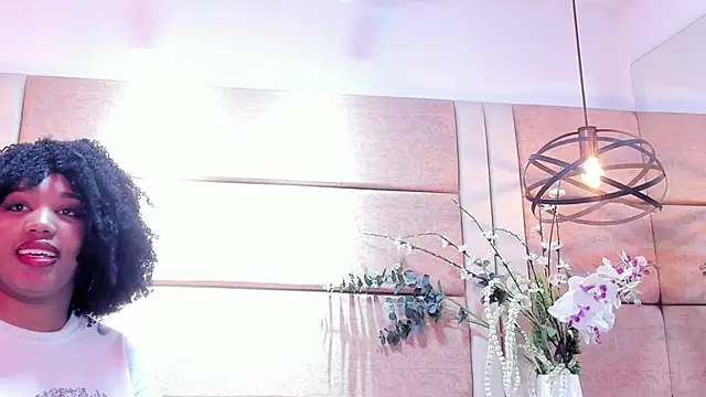 BrendaFernandez_'s cam snapshot