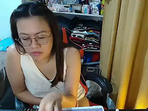 crizzybel live sex cam