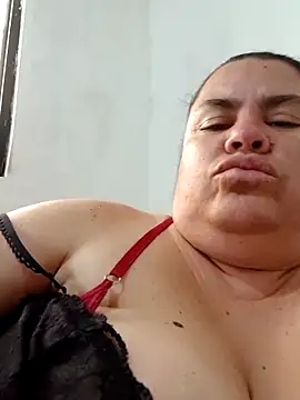 yaneth_'s cam snapshot