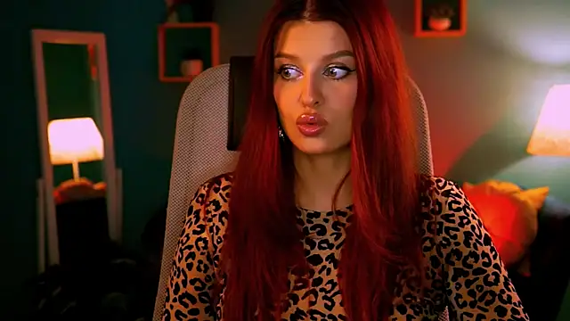 NicoleMun's cam snapshot