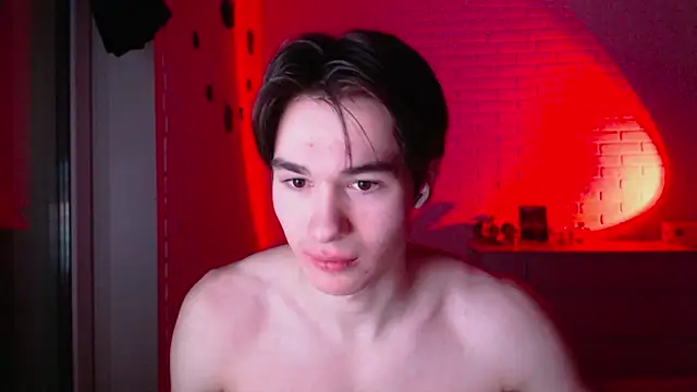 MarkusDean live sex cam