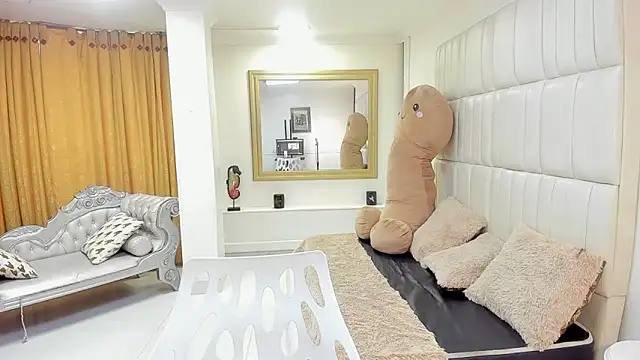 gaby_trent's cam snapshot