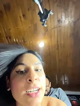 charlotte_stevenss_'s cam snapshot