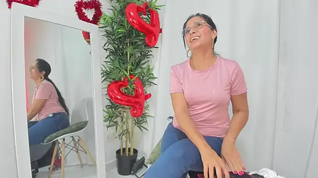 AnnaArela live sex cam