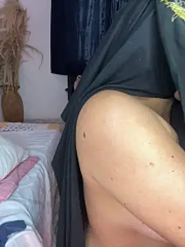 Maisa_issa live sex cam