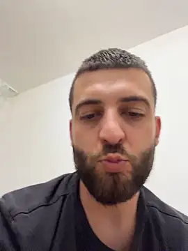 Pablo_Hornyguy95 live sex cam