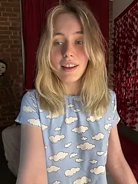 LovelyMiu live sex cam