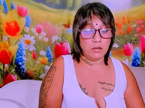 indianroxy live sex cam