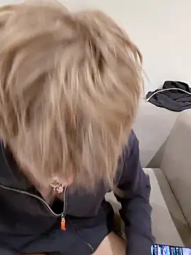 Paradeevich_And live sex cam